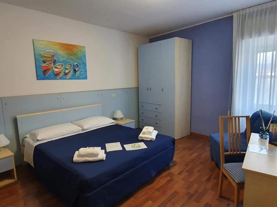 Hotel La Bussola Муджа Экстерьер фото